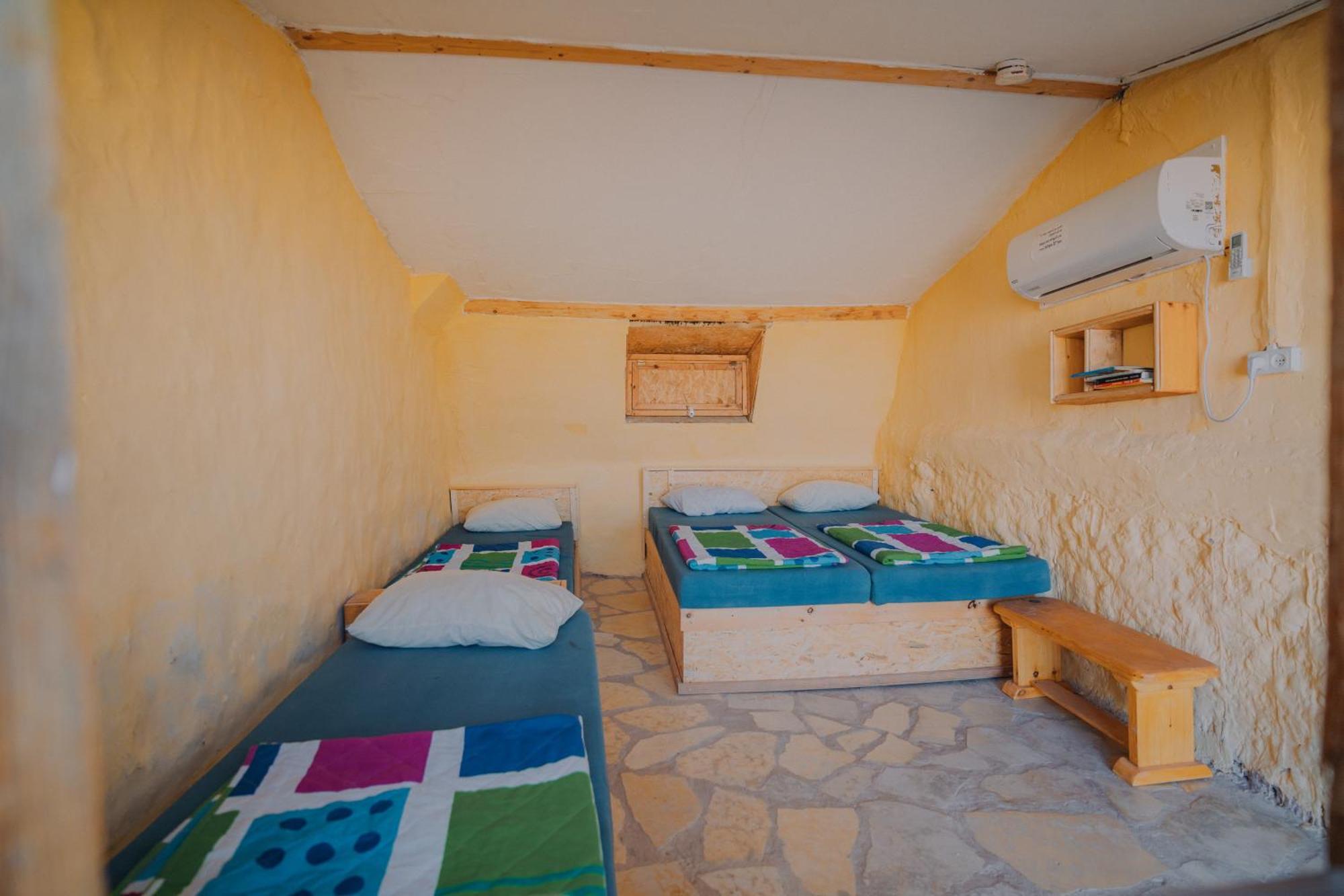 Desert Shade Camp חוות צל מדבר Villa Mitzpe Ramon Rum bild