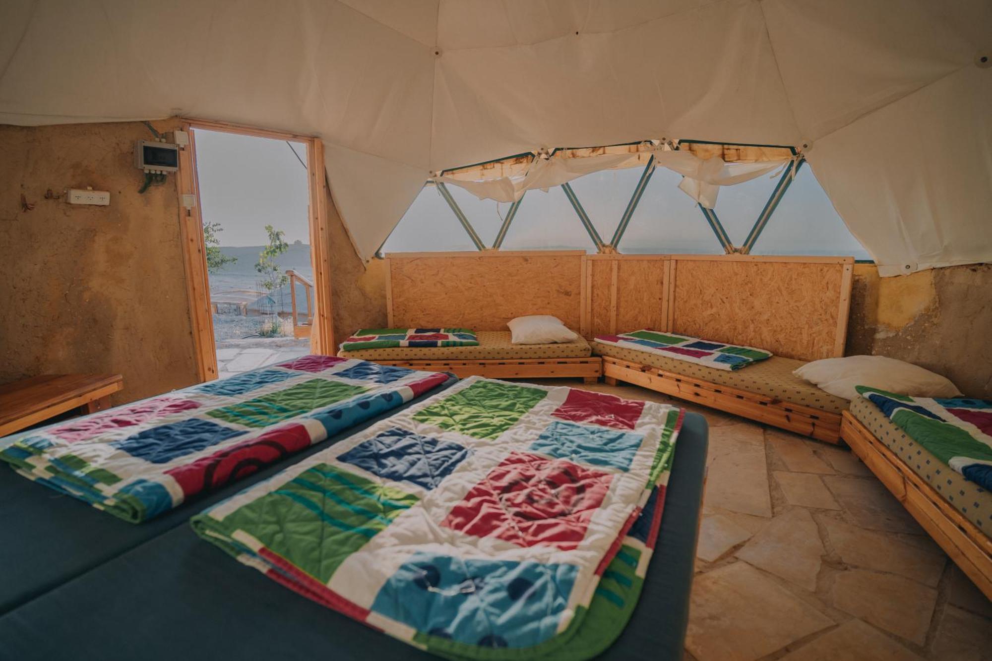 Desert Shade Camp חוות צל מדבר Villa Mitzpe Ramon Rum bild